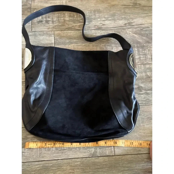 B. Makowsky Black Suede leather Pockets Big Shoulder Purse - Picture 8 of 10